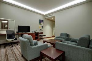 One-Bedroom King Suite room in Hilton Garden Inn Corlu