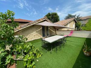 Maisons de vacances Le Preau : charmante maison au bord de l’Isere : photos des chambres