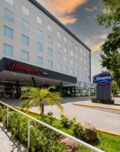 Hampton by Hilton Aguascalientes Downtown - Torres de San Francisco
