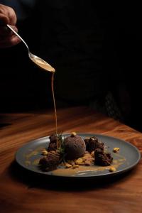 Soro Montevideo, Curio Collection By Hilton