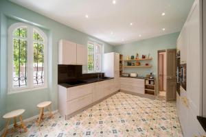 CLR - Charming Renovated Bourgeois Villa in the Heart of the French Riviera