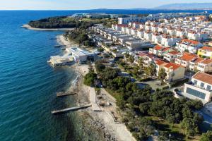 Apartments by the sea Petrcane, Zadar - 3275