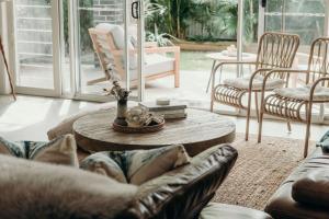 Gypsea at the Bay, 26b Achilles St - Wi-Fi , air con, luxury and linen