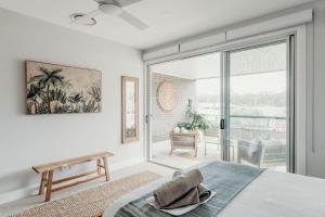 Gypsea at the Bay, 26b Achilles St - Wi-Fi , air con, luxury and linen