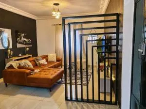 Roswell Luxury Properties Yaoundé - Quartier FOUDA - Djoungolo