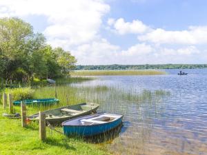 Appartements Nice apartment with a dishwasher near a recreational lake : photos des chambres