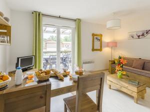 Appartements Nice apartment with a dishwasher near a recreational lake : photos des chambres