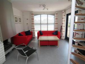 Chalet in Texel by Dunes and Water