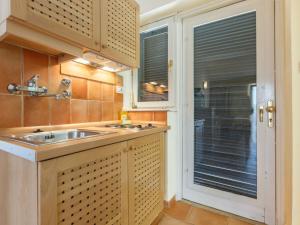 Luxury apartment with a microwave, 2 5km from historic Porec