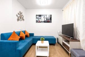 PineSuites Relaxing 2-bedroom condo with pool and garden view accepts small pets only