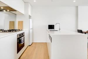 3BR 2BATH, Southbank, Stylish, Sea View