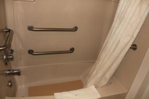 Sterling Inn near IAG Airport