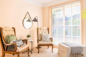 Pet friendly White Sands, 14 Whitesands Road - Linen & Air Con