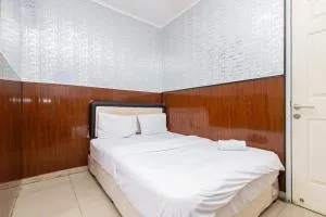 Alfa Guesthouse Serpong Mitra RedDoorz - Legok