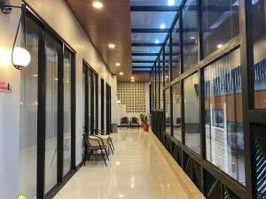 Hotel Lasnur Palace - Procot