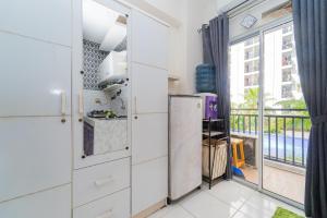 RedLiving Apartemen Cinere Resort - Gold Room