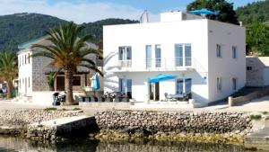 Apartments Sea Reflections