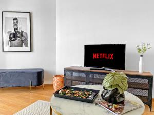 1BR Seafront Apt with community pool