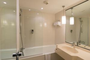 Hotels Mercure Antibes Sophia Antipolis : photos des chambres