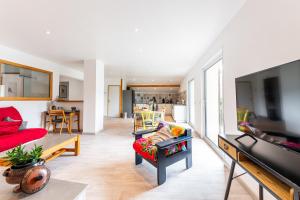 Appartements La Serenite - Appt 116m2 vue montagne : photos des chambres