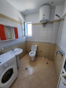 Tirana Class House