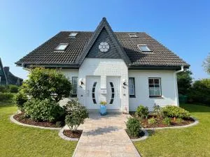 Bezaubernde Ferien-Doppelhaushälfte für Familien bis 4 Personen - Marne