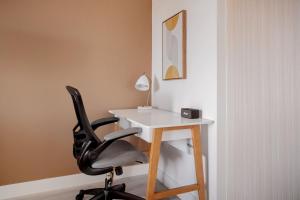 West LA 1br w gym wd nr shops dining 405 LAX-1104