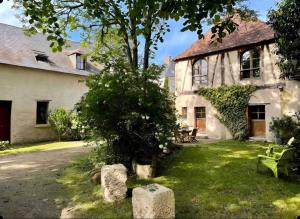 Maisons d'hotes Aux Ecuries du Signe : Maison 3 Chambres