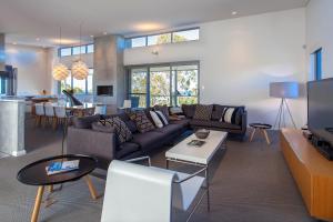 Talo House I Private Properties