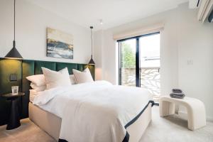 The Modern Glasshouse