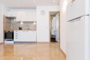 Las FLORITAS 23 Terrace and Swimming Pool