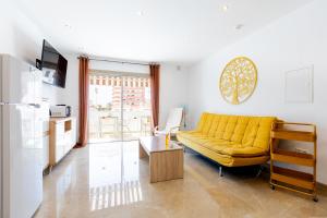 Las FLORITAS 23 Terrace and Swimming Pool