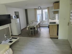 Appartements T4 centre Lourdes : photos des chambres