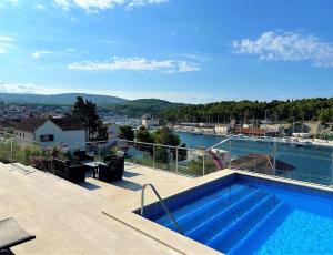 Villa Lovisa - 4 star villa with pool and amazing sea view