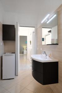 Xenia Apartments - New and Bright Urban Housing