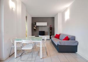 Xenia Apartments - New and Bright Urban Housing