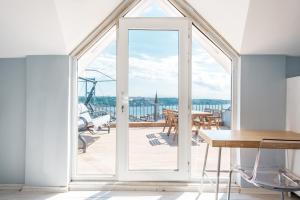 Homie Suites - Penthouse w Bosphorus view