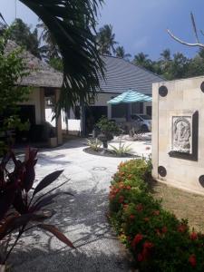 Melaya beach resort Twin bed