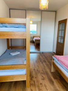 Apartman JakoDoma Zelený Gauč hlídané PARKOVÁNÍ u domu ZDARMA