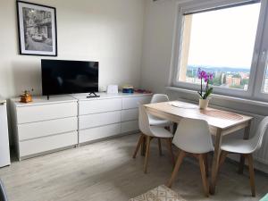 Apartman JakoDoma Zelený Gauč hlídané PARKOVÁNÍ u domu ZDARMA