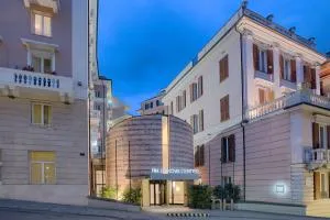 إن إتش جينوا سنتر - جينوا