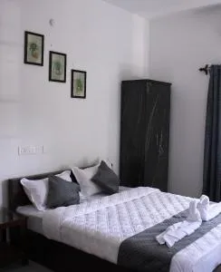 Sizzling Inn Pondy - Valudāvūr