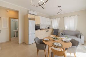 Maritinas Apartments amazing sea view