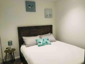 Stylish CBD Near Southern Cross with BalconyPOOLGYM