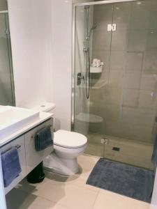 Stylish CBD Near Southern Cross with BalconyPOOLGYM