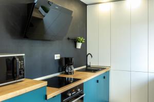 Ultracentral Studio: Explore the City in Style