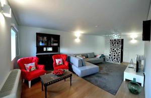 Three-Bedroom Villa room in Casas do Ermo