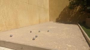 3 pièces dans villa avec piscine