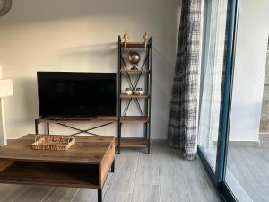 Kato Zaros Apartments