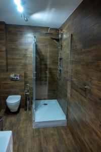 Nowy Apartament z dużym tarasem i parkingiem